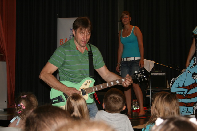 gal/2009/2009 Saitentwist Bildungszen Gelsenk aktiver Ferienstart 02.07/2009 Saitentwist Bildungszen Gelsenk aktiver Ferienstart 02.07. 052.jpg